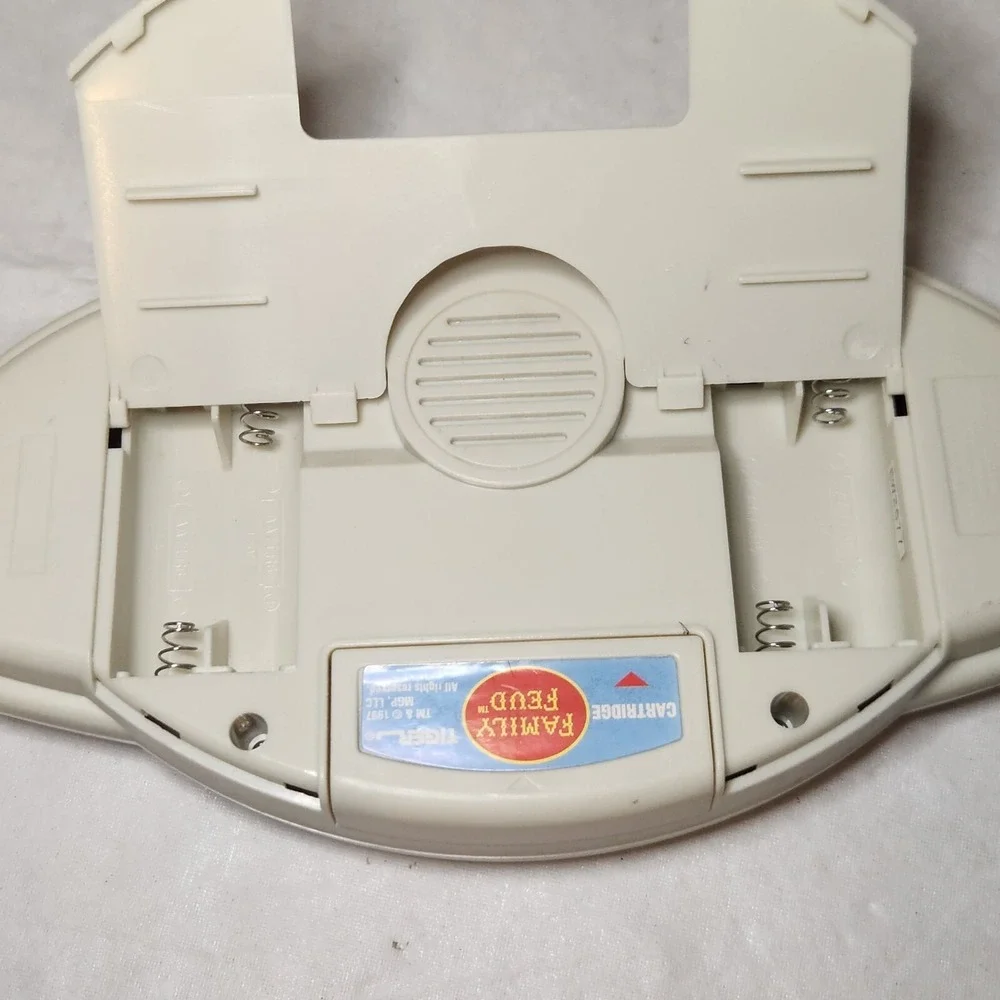 Family Feud Vintage 1997 Handheld Game Tested Works With‎ One Cartridge